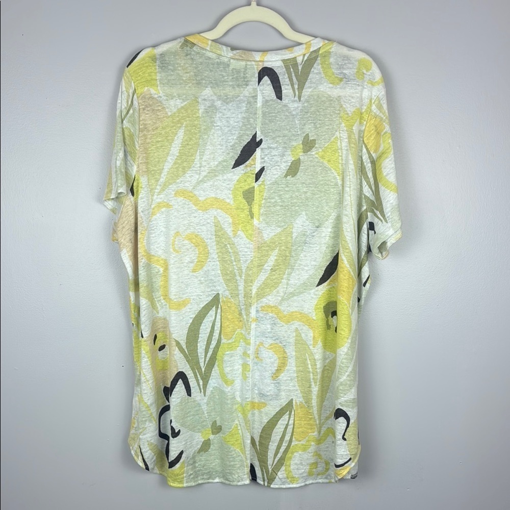 Rachel Zoe 100% Linen Floral Yellow and Cream Graphic Blouse Size 1X - Picture 9 of 9